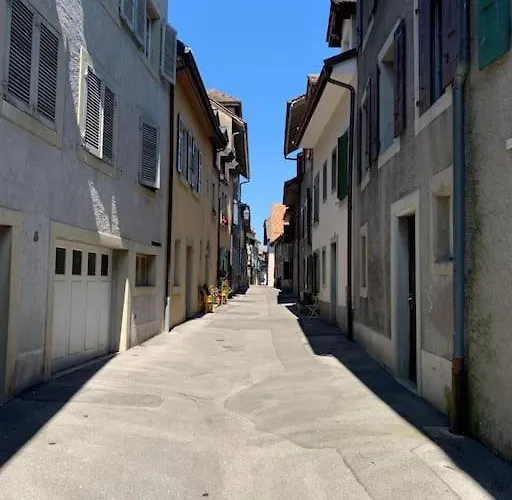 Dans Le Vieux Bourg De St Prex